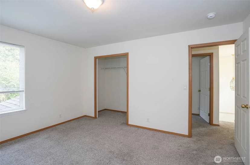 Property photo for 2148 Se 8th Drive, Renton photo 20