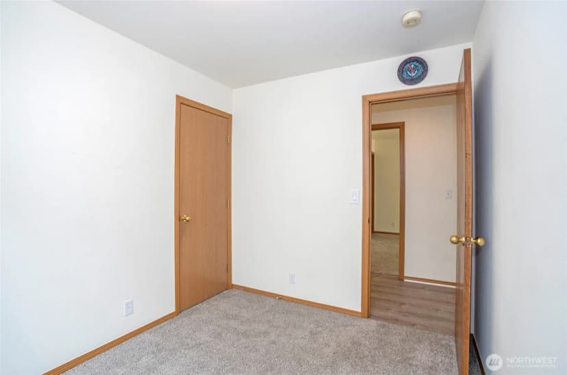 Property photo for 2148 Se 8th Drive, Renton photo 15
