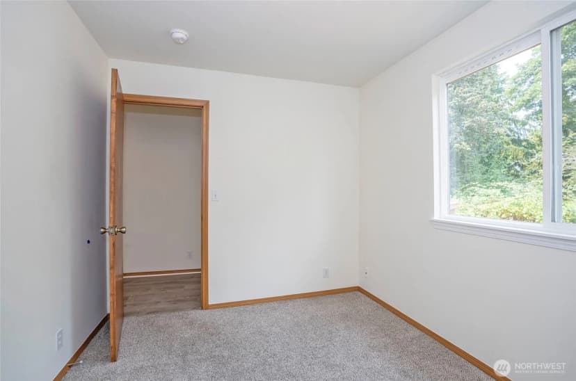Property photo for 2148 Se 8th Drive, Renton photo 13