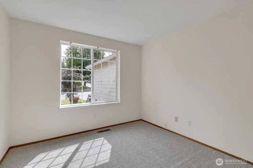 Property photo for 5131 Olive Avenue Se, Auburn photo 11