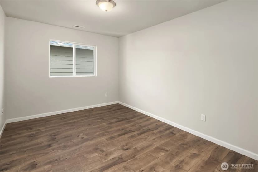Property photo for 12611 37th Place Ne, Lake Stevens photo 23
