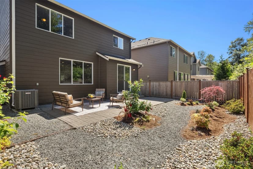 Property photo for 12611 37th Place Ne, Lake Stevens photo 30