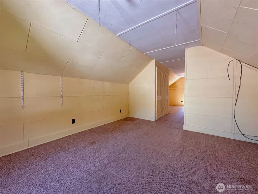 Property photo for 304 Columbia Avenue, Coulee Dam photo 24