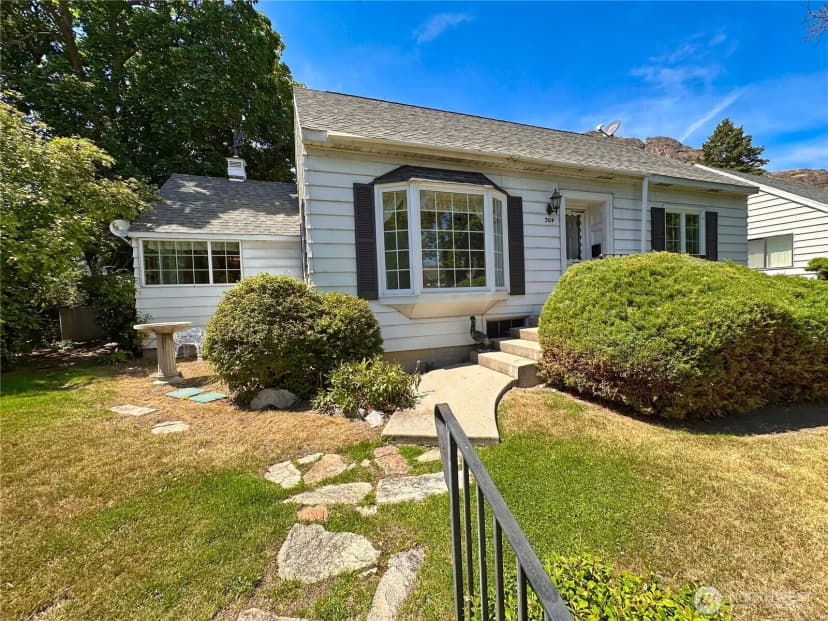 Property photo for 304 Columbia Avenue, Coulee Dam photo 29