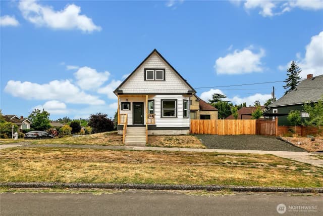 Property photo for 1215 N 10th Street, Tacoma