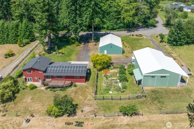Property photo for 231 Robertson Road, Longview