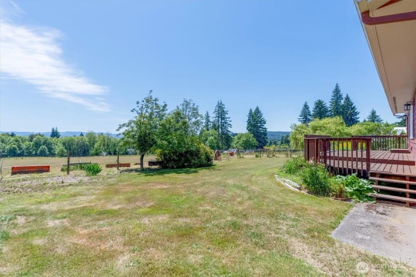 Property photo for 231 Robertson Road, Longview photo 36