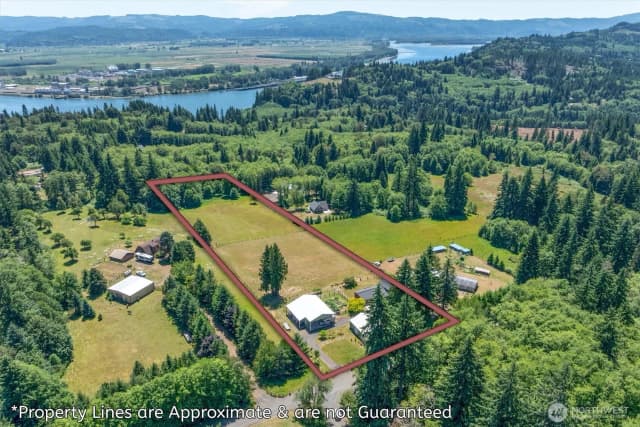 Property photo for 231 Robertson Road, Longview photo 2