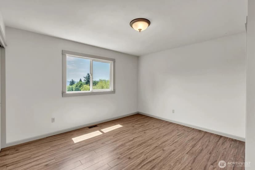 Property photo for 231 Robertson Road, Longview photo 19