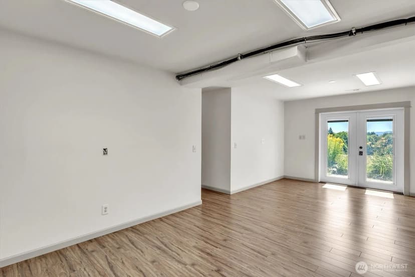 Property photo for 231 Robertson Road, Longview photo 18
