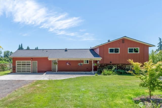 Property photo for 231 Robertson Road, Longview photo 5