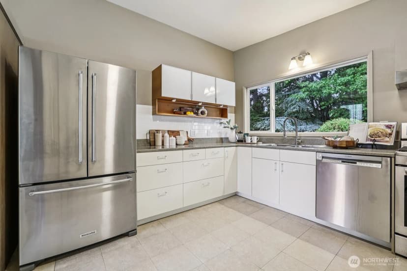 Property photo for 16434 Se 9th Street, Bellevue photo 11