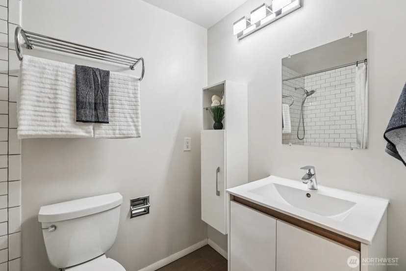 Property photo for 16434 Se 9th Street, Bellevue photo 20