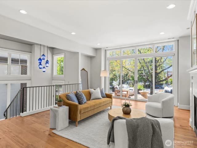 Property photo for 518 Market Street, Kirkland photo 4
