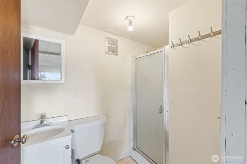 Property photo for 7541 Holiday Boulevard, Anacortes photo 21
