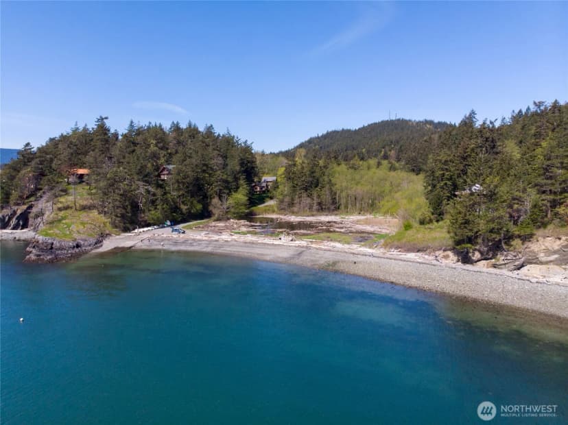 Property photo for 7541 Holiday Boulevard, Anacortes photo 28