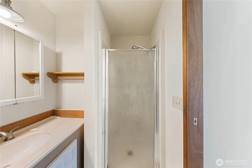 Property photo for 7541 Holiday Boulevard, Anacortes photo 16