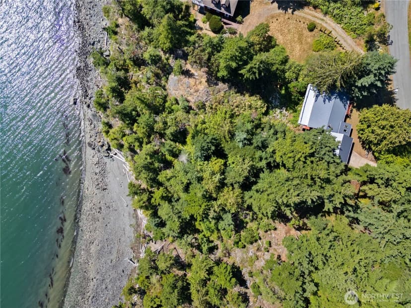 Property photo for 7541 Holiday Boulevard, Anacortes