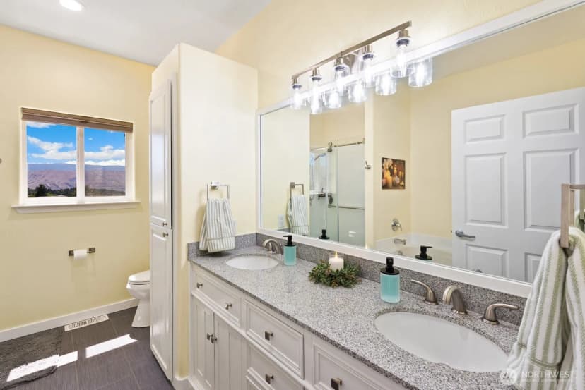 Property photo for 2615 N Baker Avenue, East Wenatchee photo 15
