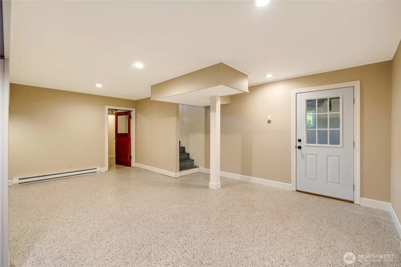 Property photo for 4725 Glenwood Avenue, Everett photo 28