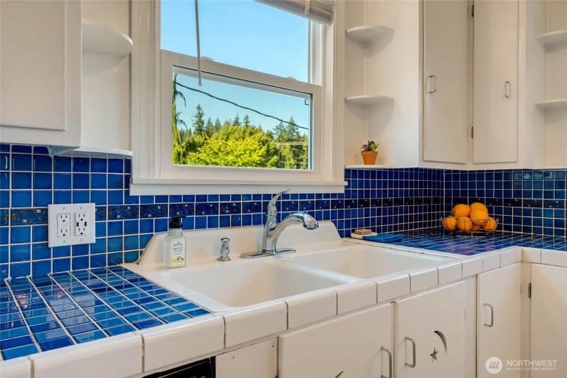 Property photo for 4725 Glenwood Avenue, Everett photo 10