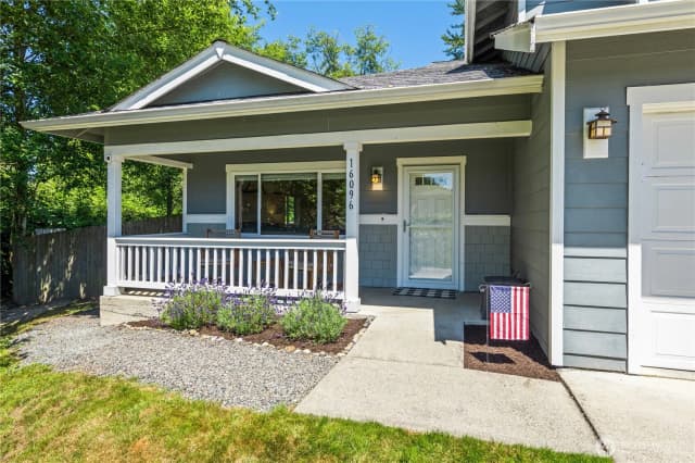 Property photo for 16096 Roma Drive Se, Monroe photo 4