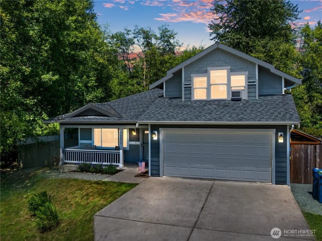 Property photo for 16096 Roma Drive Se, Monroe photo 2