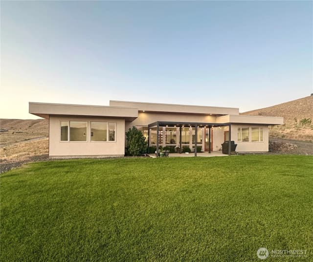 Property photo for 690 Hog Ranch Road, Ellensburg