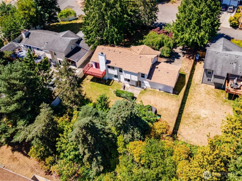 Property photo for 34716 4th Place S, Federal Way photo 32