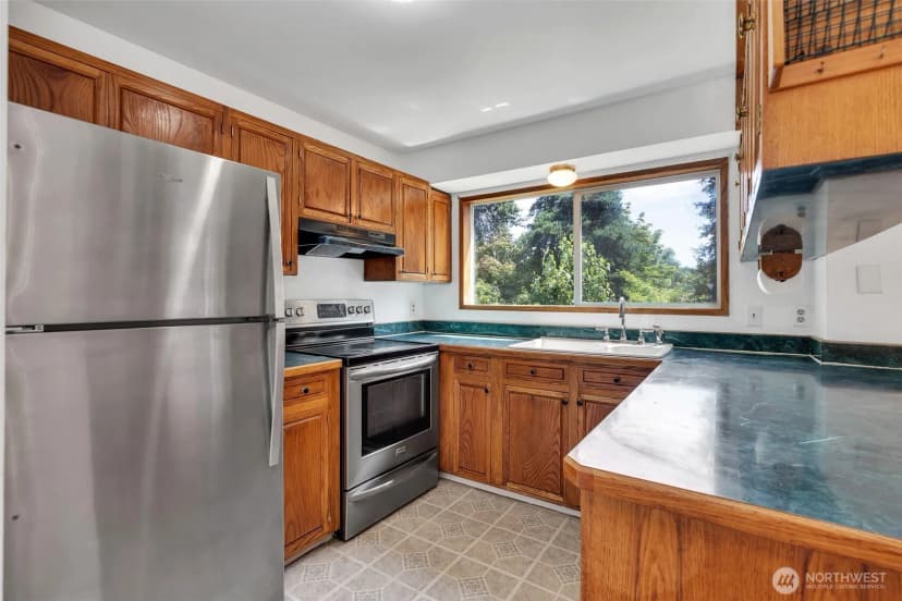 Property photo for 34716 4th Place S, Federal Way photo 11