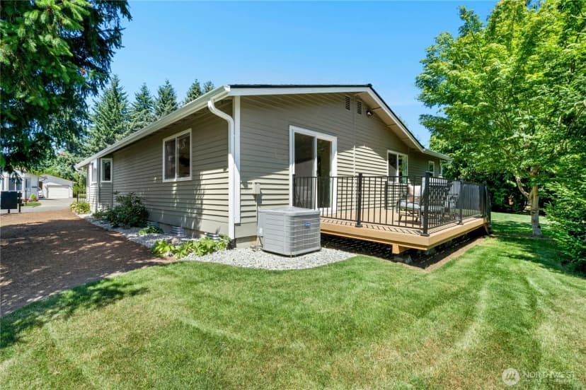 Property photo for 24209 10th Place W, Bothell photo 27