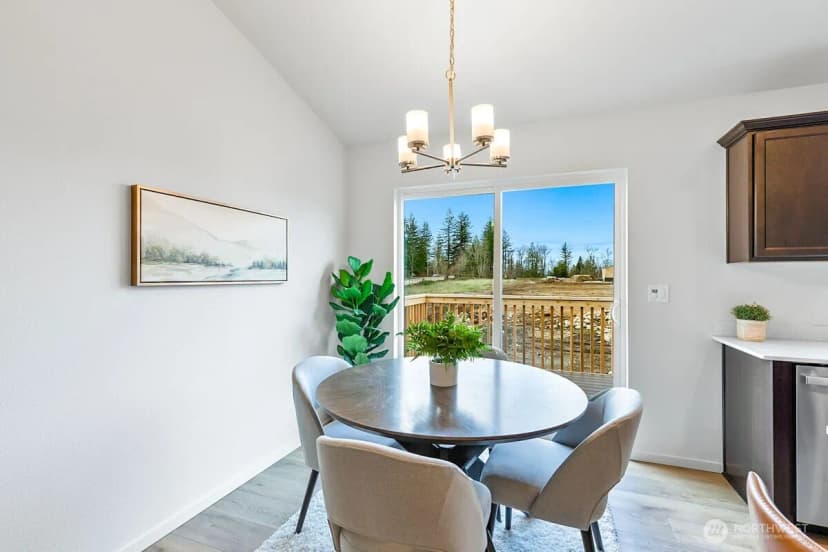 Property photo for 8446 32nd Place Ne, Marysville photo 7