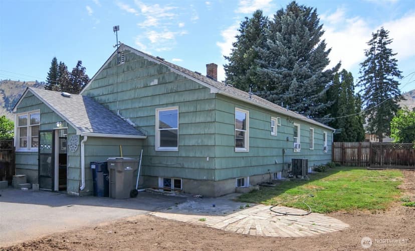 Property photo for 1242 Cherry Street, Wenatchee photo 22