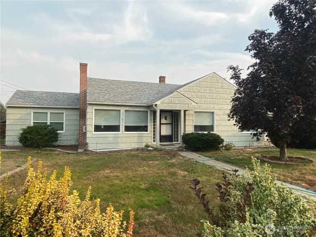 Property photo for 1242 Cherry Street, Wenatchee