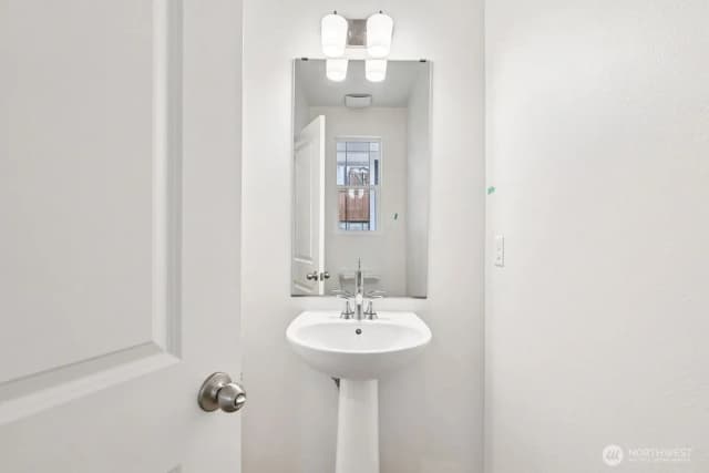 Property photo for 10304 6th Place Se #13, Lake Stevens photo 4