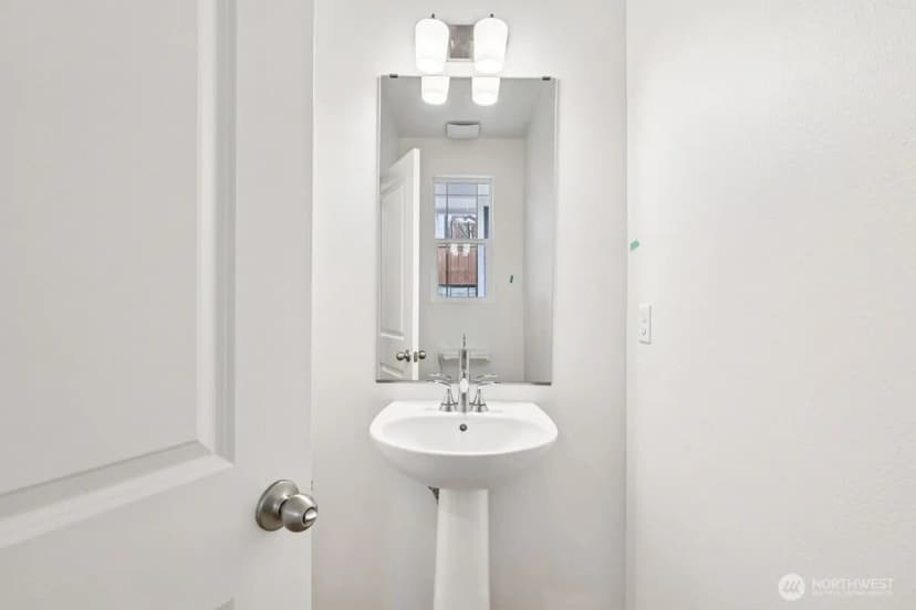 Property photo for 10304 6th Place Se #13, Lake Stevens photo 4