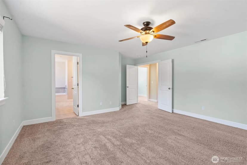 Property photo for 909 Burton Ray Street Ne, Olympia photo 16