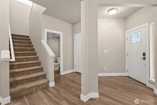 Property photo for 909 Burton Ray Street Ne, Olympia photo 4