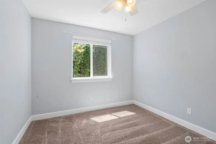 Property photo for 909 Burton Ray Street Ne, Olympia photo 20