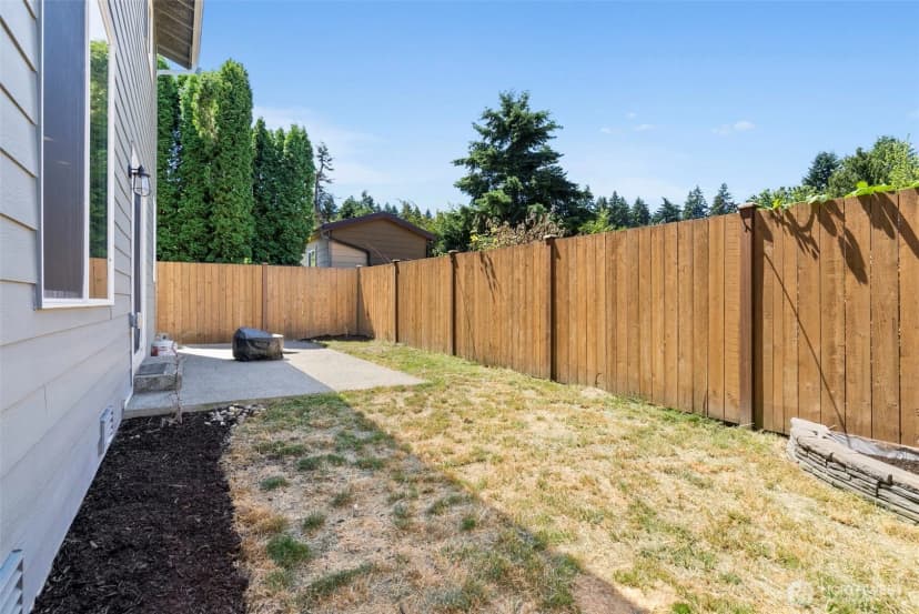 Property photo for 909 Burton Ray Street Ne, Olympia photo 28