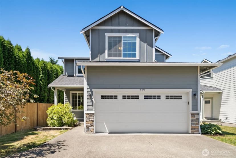 Property photo for 909 Burton Ray Street Ne, Olympia