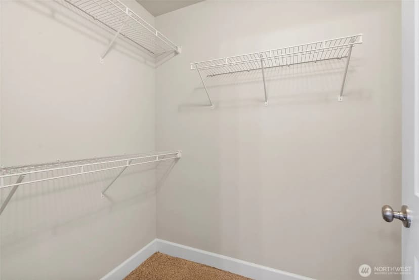 Property photo for 909 Burton Ray Street Ne, Olympia photo 19