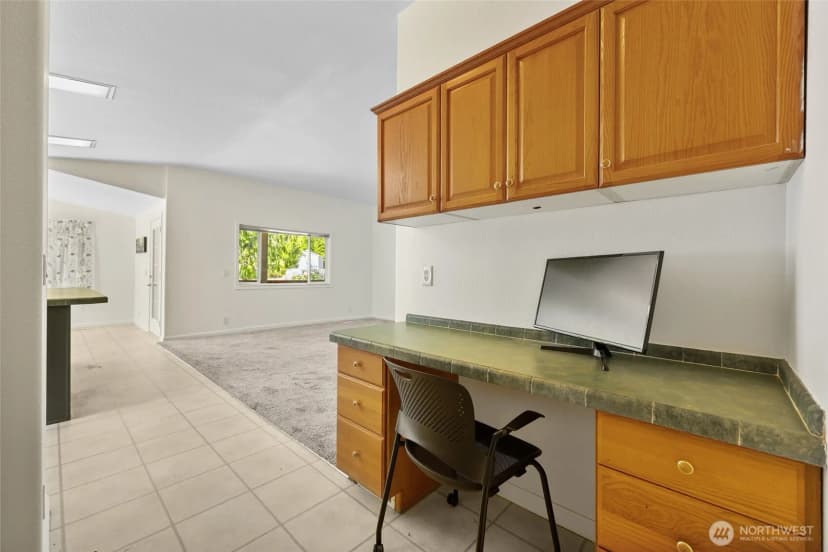Property photo for 2411 Munson Court Sw, Olympia photo 12