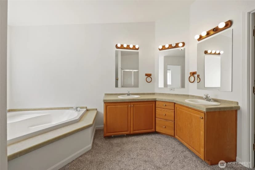 Property photo for 2411 Munson Court Sw, Olympia photo 18