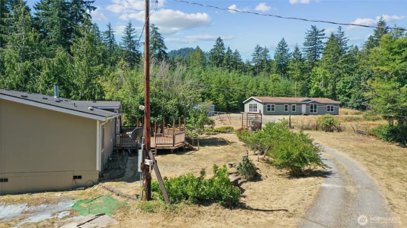 Property photo for 2411 Munson Court Sw, Olympia photo 3