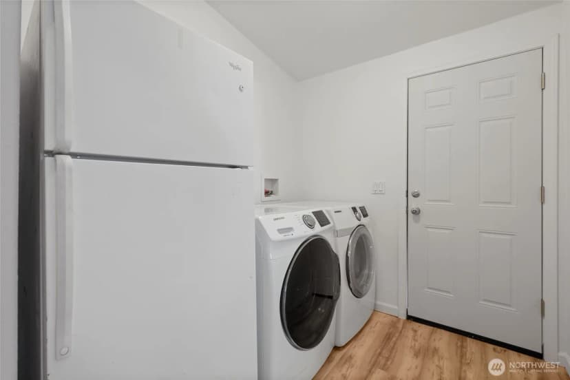 Property photo for 2411 Munson Court Sw, Olympia photo 14
