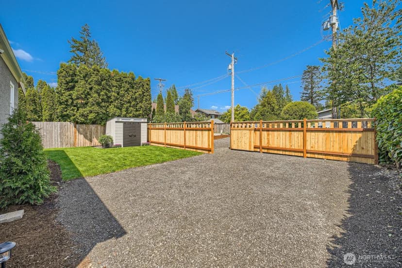 Property photo for 260 E Sunset Way, Issaquah photo 29