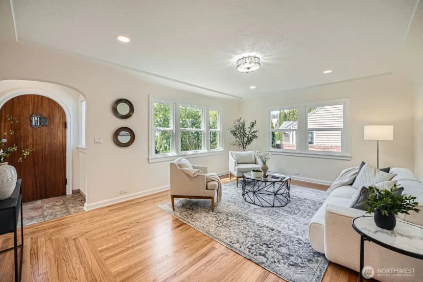 Property photo for 260 E Sunset Way, Issaquah photo 6