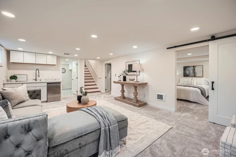 Property photo for 260 E Sunset Way, Issaquah photo 19
