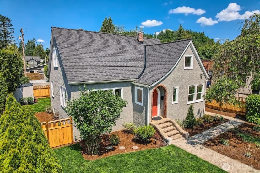 Property photo for 260 E Sunset Way, Issaquah photo 31